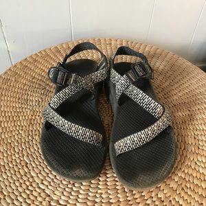 MOVING SALE - Chaco Z/1 Cloud